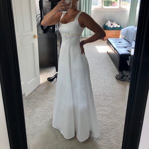 Roberta White Wedding Gown, Size 3/4